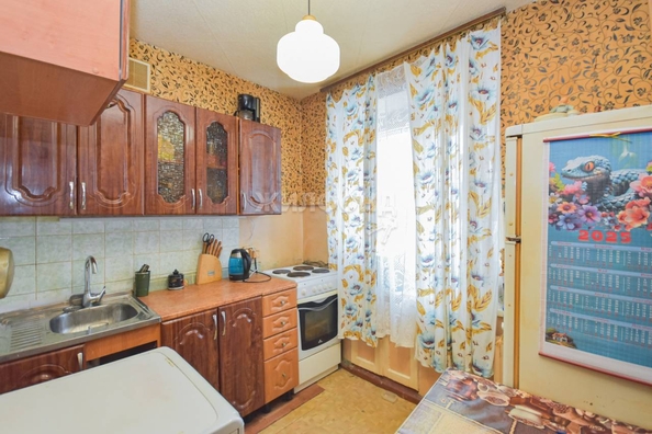 
   Продам 4-комнатную, 61 м², Телевизионная ул, 13А

. Фото 2.