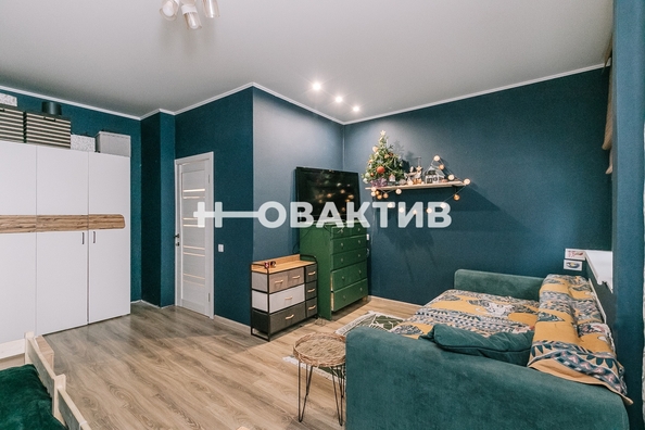 
   Продам 2-комнатную, 49 м², Романова ул, 35

. Фото 4.