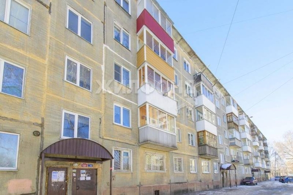 
   Продам 2-комнатную, 46.2 м², Куприна ул, 8

. Фото 2.