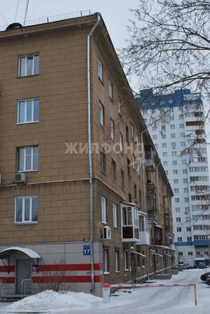 
   Продам 3-комнатную, 75.2 м², Геодезическая ул, 17

. Фото 25.