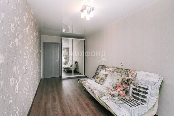 
   Продам 3-комнатную, 57.7 м², Вертковская ул, 12

. Фото 3.