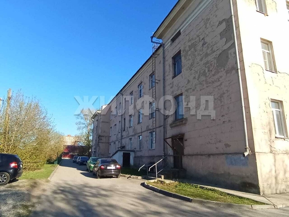 
  Продается 1-комн. квартира, 33.3 м², Героев Революции ул, д. 100
. Фото 4.