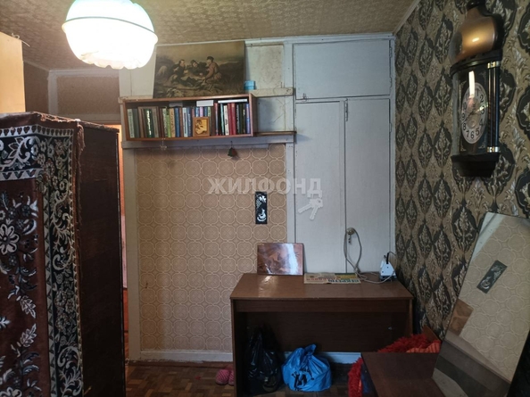 
   Продам 3-комнатную, 60 м², 25 лет Октября ул, 20/2

. Фото 8.