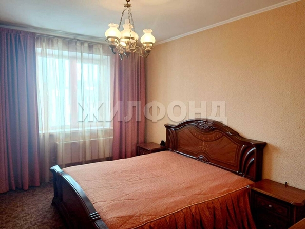
   Продам 2-комнатную, 59.2 м², Есенина ул, 31/1

. Фото 15.