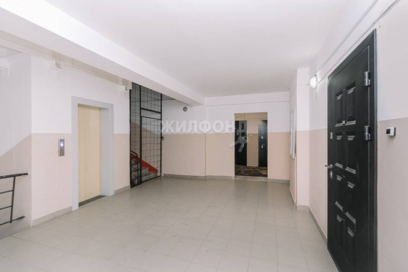 
   Продам 2-комнатную, 65.3 м², Зеленая ул, 16

. Фото 24.