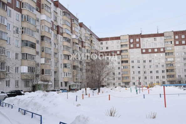 
   Продам 2-комнатную, 53.4 м², Связистов ул, 113

. Фото 15.