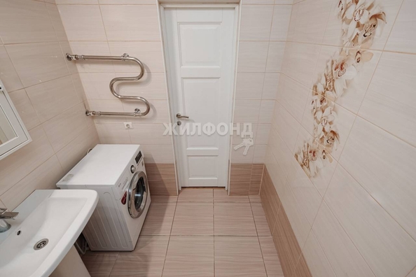 
   Продам 2-комнатную, 64.2 м², Закаменский мкр, 20/2

. Фото 13.