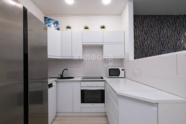 
   Продам 3-комнатную, 91.6 м², Титова ул, 253/3

. Фото 3.