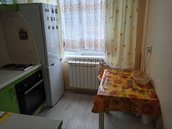 
  Сдам в аренду 1-комнатную квартиру, 30 м², Новосибирск

. Фото 2.