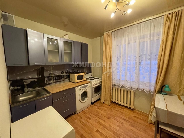 
   Продам 1-комнатную, 37.1 м², Курчатова ул, 3/2

. Фото 1.