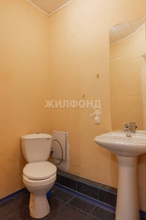 
   Продам 3-комнатную, 116.8 м², Нарымская ул, 20

. Фото 20.