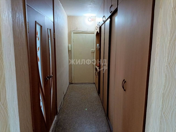 
   Продам 4-комнатную, 77.3 м², Троллейная ул, 136

. Фото 3.