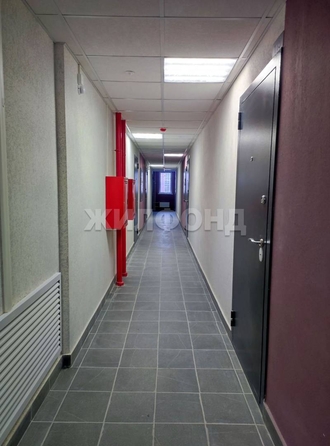 
   Продам 1-комнатную, 32.2 м², Закаменский мкр, 16

. Фото 27.