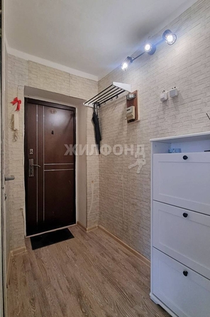 
   Продам 1-комнатную, 30.8 м², Дзержинского пр-кт, 24/1

. Фото 6.