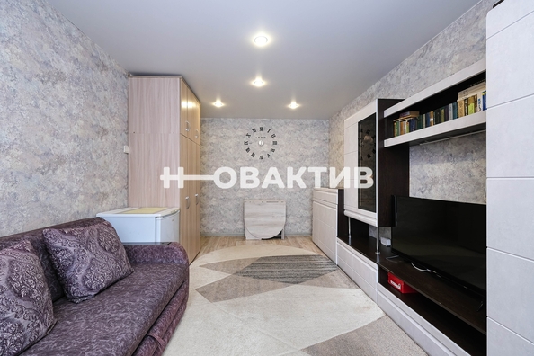 
   Продам комнату, 61.1 м², Ударная ул, 19

. Фото 2.