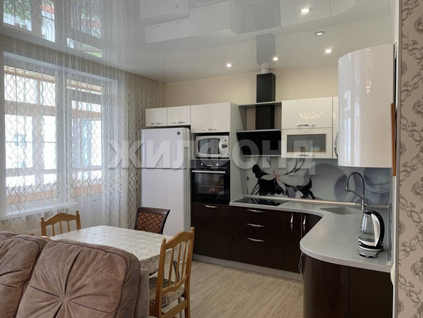
   Продам 3-комнатную, 84.3 м², Писарева ул, 80/1

. Фото 14.