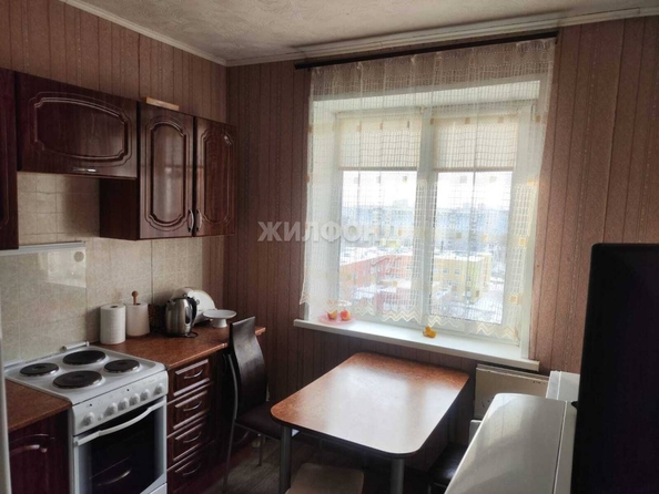 
   Продам 4-комнатную, 81 м², В. Высоцкого ул, 31

. Фото 10.