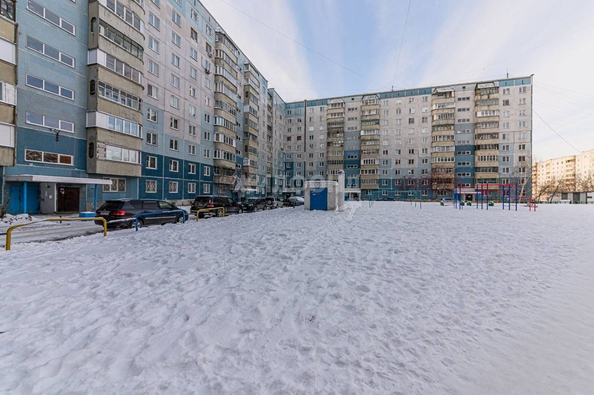 
   Продам 4-комнатную, 81 м², В. Высоцкого ул, 31

. Фото 22.