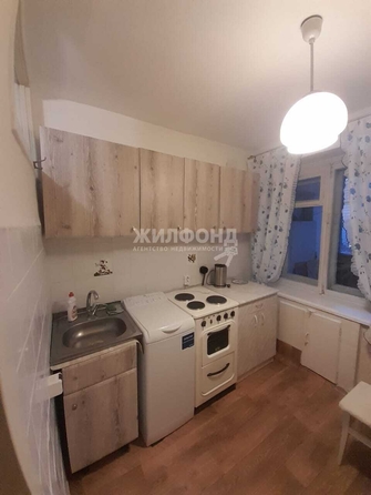 
  Сдам в аренду 1-комнатную квартиру, 32 м², Новосибирск

. Фото 2.