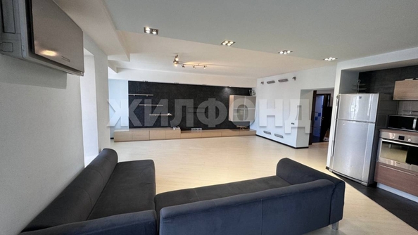 
  Сдается 3-комн. квартира, 116 м², Советская ул, д. 19
. Фото 7.