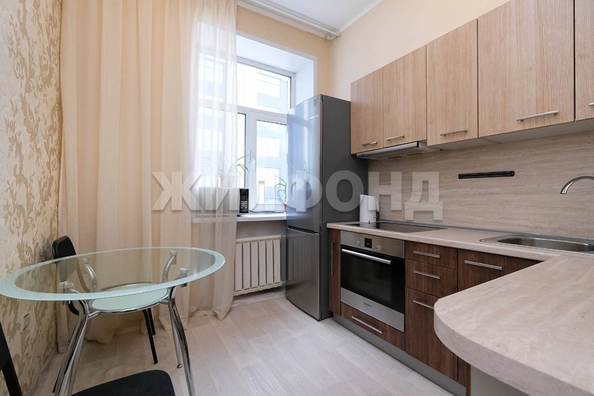 
  Продается 2-комн. квартира, 52 м², Каменская ул, д. 3
. Фото 4.
