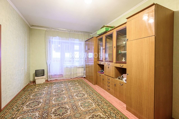 
   Продам 4-комнатную, 105.6 м², Невельского ул, 57/1

. Фото 8.