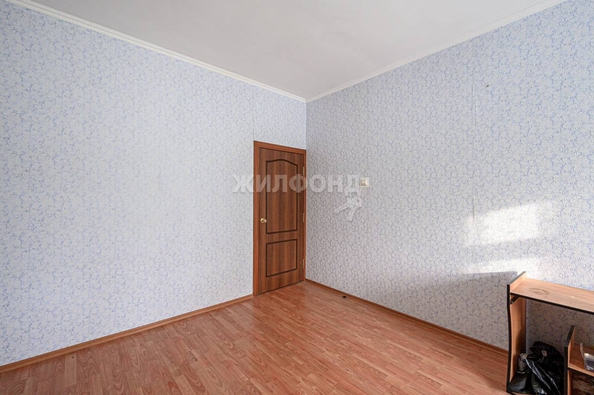 
   Продам 4-комнатную, 105.6 м², Невельского ул, 57/1

. Фото 18.