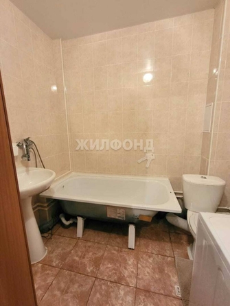 
   Продам 1-комнатную, 32 м², Петухова ул, 95/4

. Фото 11.