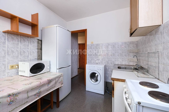 
   Продам 2-комнатную, 48.5 м², Котовского ул, 10

. Фото 11.