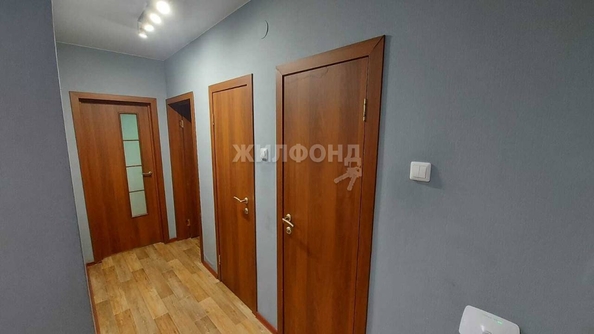 
   Продам 2-комнатную, 52.7 м², Гребенщикова ул, 1

. Фото 13.