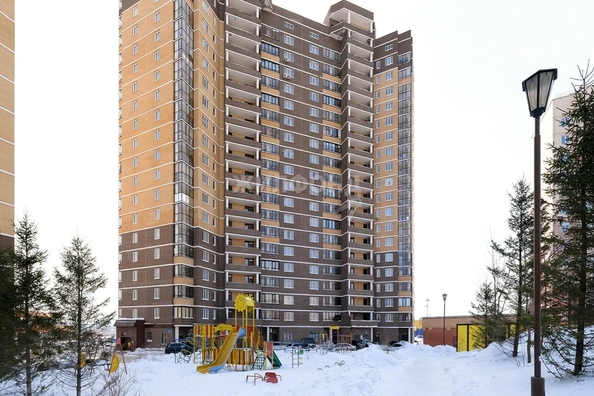 
   Продам 2-комнатную, 52.7 м², Гребенщикова ул, 1

. Фото 37.