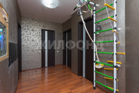 
   Продам 3-комнатную, 84.4 м², Гребенщикова ул, 8

. Фото 15.
