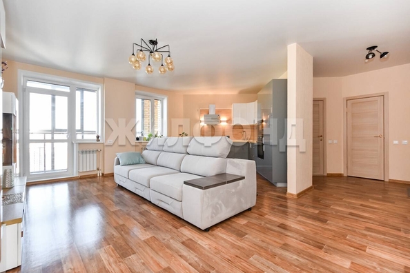 
   Продам 3-комнатную, 83 м², Каспийская (Приозёрный мкр.) ул, 1

. Фото 4.
