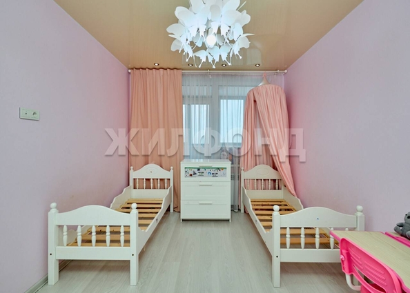 
   Продам 3-комнатную, 71.6 м², Танковая ул, 32

. Фото 10.