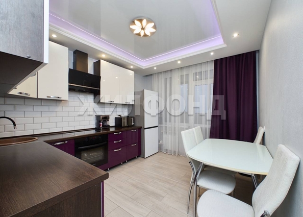 
  Продается 3-комн. квартира, 71.6 м², Танковая ул, д. 32
. Фото 2.
