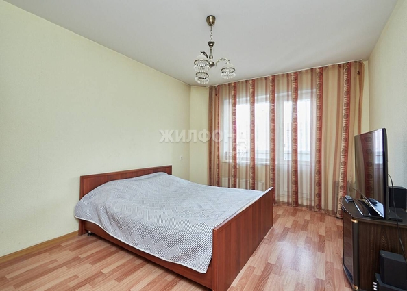 
   Продам 3-комнатную, 73 м², Тюленина ул, 14

. Фото 6.