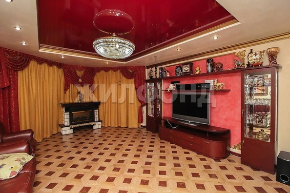 
   Продам 4-комнатную, 134.6 м², Новая Заря ул, 53

. Фото 5.