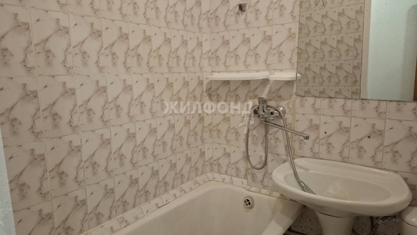 
   Продам 1-комнатную, 30.7 м², Кропоткина ул, 132/1

. Фото 4.