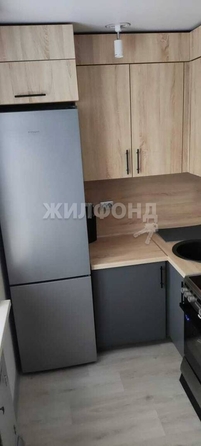 
   Продам 2-комнатную, 43 м², Адриена Лежена ул, 14

. Фото 3.