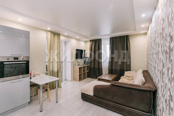 
   Продам 3-комнатную, 67.2 м², 3-й микрорайон, 15

. Фото 1.