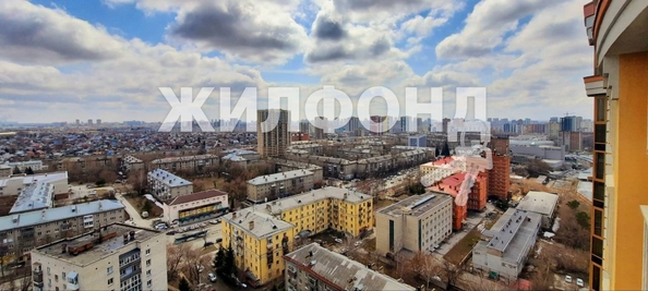 
   Продам 4-комнатную, 149.9 м², Богдана Хмельницкого ул, 11/3

. Фото 4.