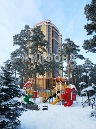 
   Продам 4-комнатную, 149.9 м², Богдана Хмельницкого ул, 11/3

. Фото 8.