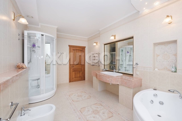 
   Продам дом, 556 м², Новосибирск

. Фото 8.