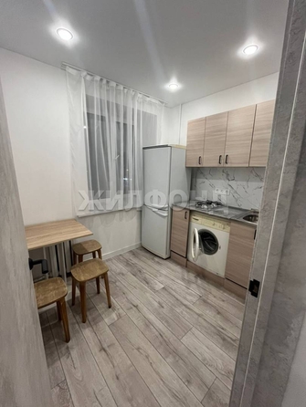 
  Продается 2-комн. квартира, 38.8 м², Титова ул, д. 16
. Фото 2.