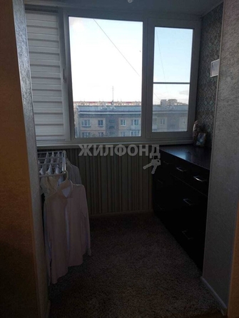 
   Продам 3-комнатную, 60 м², 9-й Гвардейской Дивизии ул, 26

. Фото 6.