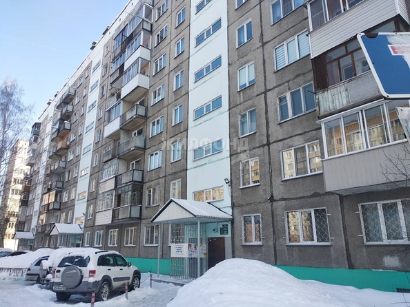 
   Продам 2-комнатную, 46.1 м², Адриена Лежена ул, 3/1

. Фото 8.