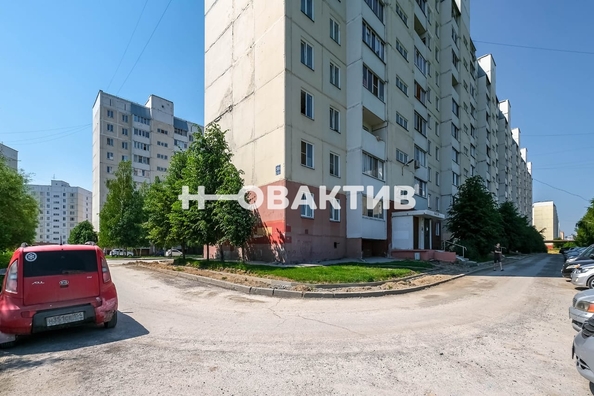 
   Продам 2-комнатную, 50 м², В. Высоцкого ул, 50/3

. Фото 18.