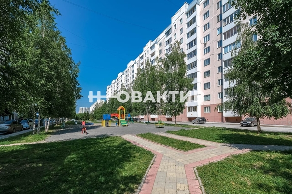 
   Продам 2-комнатную, 50 м², В. Высоцкого ул, 50/3

. Фото 20.