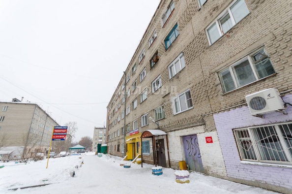 
   Продам секционку, 13.6 м², Петухова ул, 53

. Фото 12.