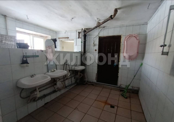 
   Продам секционку, 13.6 м², Петухова ул, 53

. Фото 8.